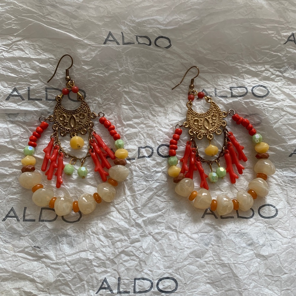 Aldo stone & faux coral boho earrings